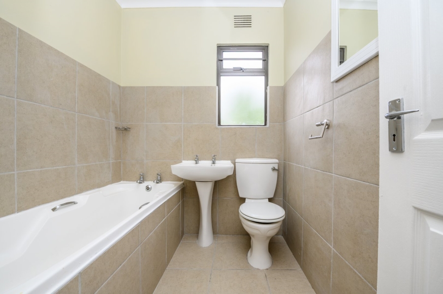 3 Bedroom Property for Sale in Glenroy Park Eastern Cape